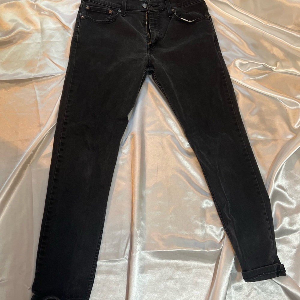 Black slim fitting Levi’s jeans I’m great condition